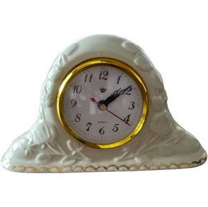 Vintage Small Mantel Clock